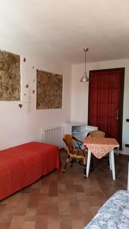 L'Ogliera Appartamenti Dell'Aia Pomonte Zimmer foto
