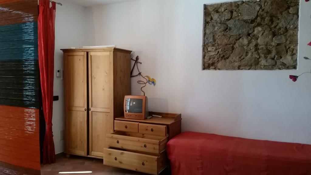 L'Ogliera Appartamenti Dell'Aia Pomonte Zimmer foto