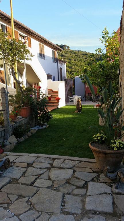 L'Ogliera Appartamenti Dell'Aia Pomonte Exterior foto