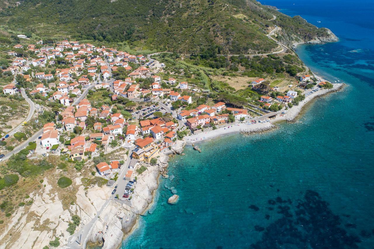 L'Ogliera Appartamenti Dell'Aia Pomonte Exterior foto