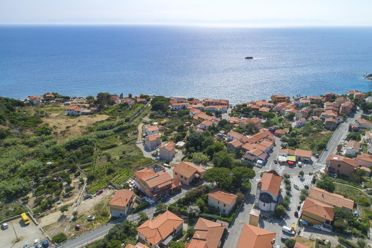 L'Ogliera Appartamenti Dell'Aia Pomonte Exterior foto